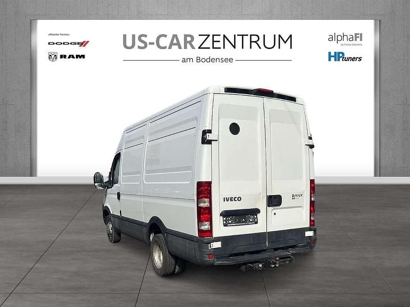 Gebraucht Iveco Daily 145 PS (106 kW) 2009 Weiß Van / Kleinbus