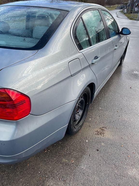 Gebraucht BMW 325 Performance 218 PS (160 kW) 2007 Grau Limousine