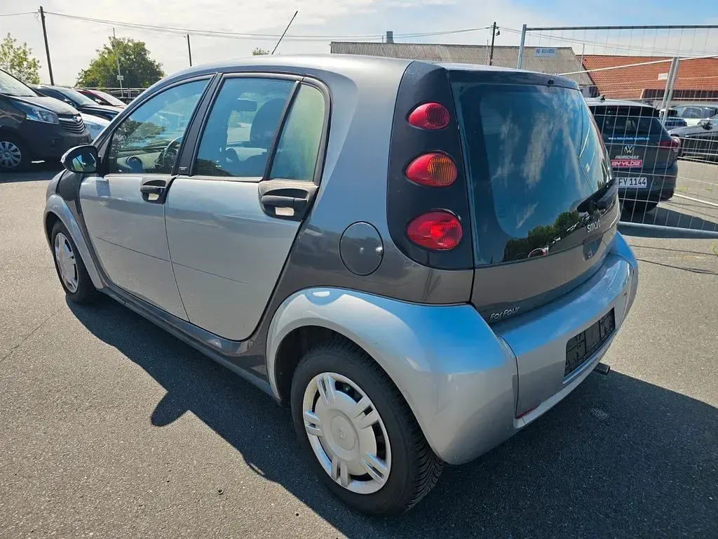 Gebraucht Smart ForFour Basis 75 PS (55 kW) 2005 Grau Kleinwagen