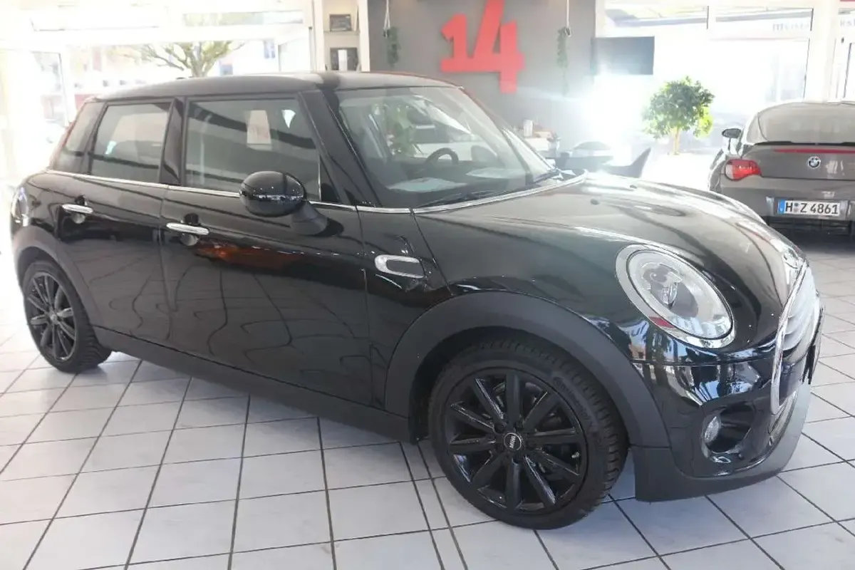Käytetty Mini Cooper 136 HP (100 kW) 2014 Musta Viistoperä