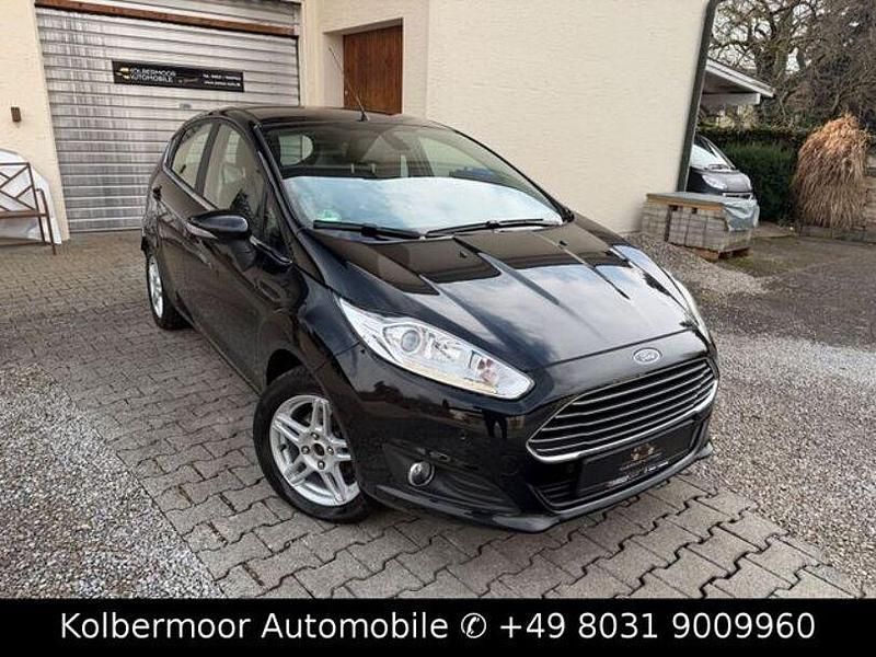 Gebraucht Ford Fiesta Titanium 101 PS (74 kW) 2014 Schwarz Kleinwagen
