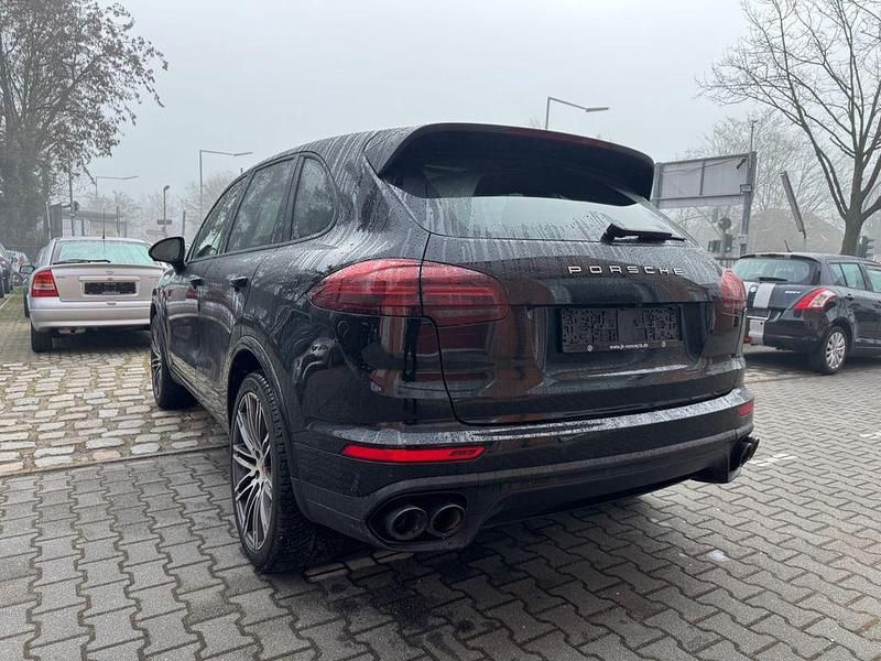 Gebraucht Porsche Cayenne Platinum Edition 262 PS (192 kW) 2016 Schwarz SUV