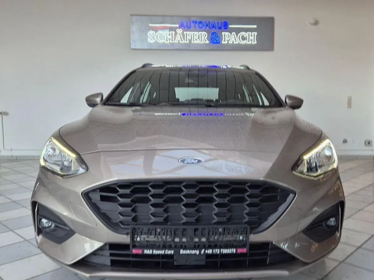 Gebraucht Ford Focus ST-Line 125 PS (91 kW) 2019 Grau Kombi