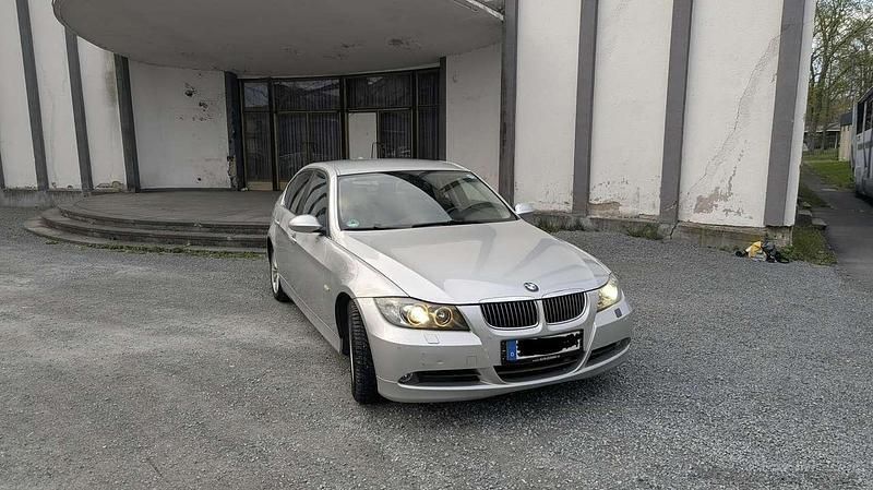Second-hand BMW 325 218 CP (160 kW) 2006 Gri Berlinǎ