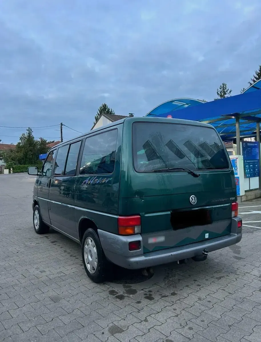 Gebraucht VW Multivan 102 PS (75 kW) 1999 Van / Kleinbus