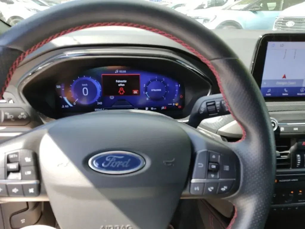 Gebraucht Ford Focus ST-Line X 155 PS (114 kW) 2020 Blau Limousine