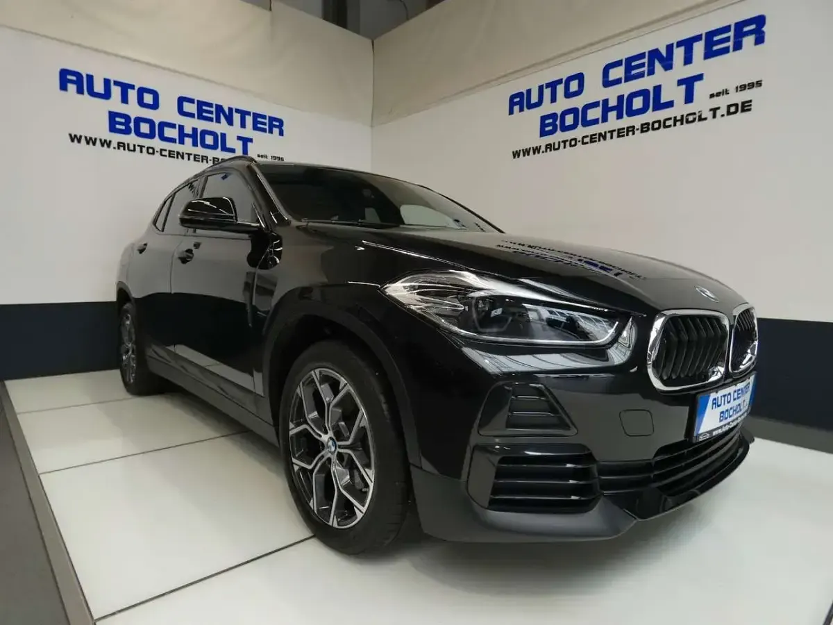Gebraucht BMW X2 Advantage 136 PS (100 kW) 2022 Saphirschwarz SUV