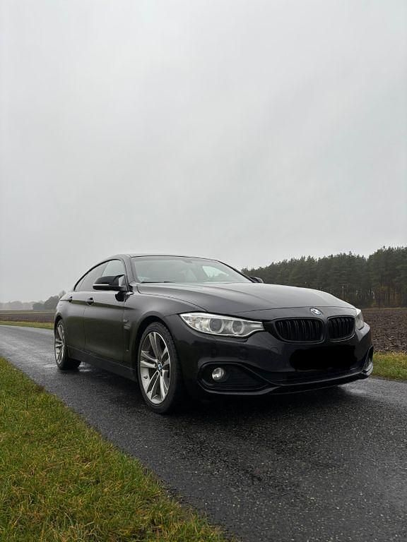 Gebraucht BMW 420 Sport Line 190 PS (139 kW) 2016 Schwarz Coupé