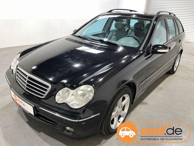Schwarz Gebraucht 2005 Mercedes C180 Avantgarde Kombi | 3.950 € (Fairer Preis) - Bild 1/4