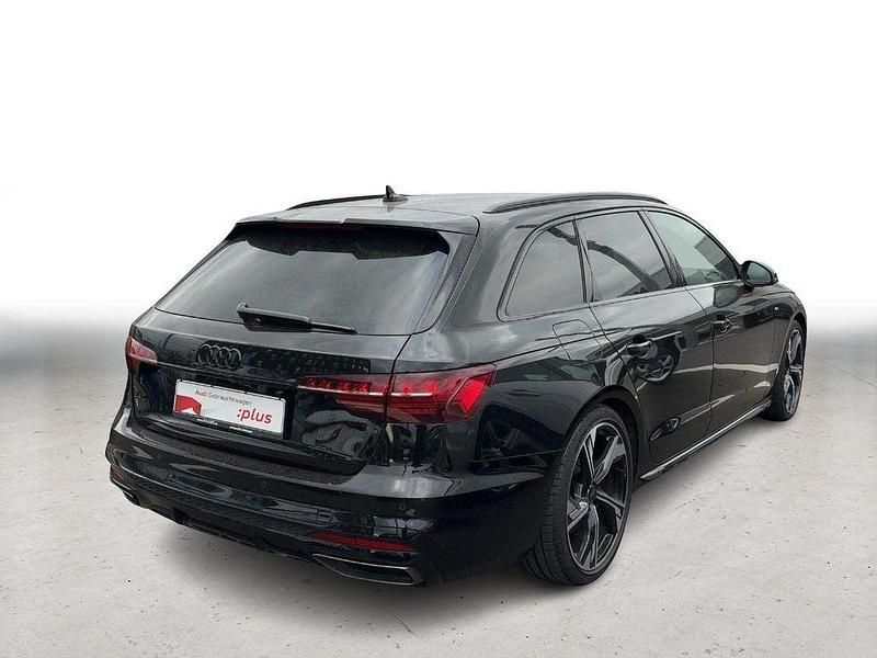 Gebraucht Audi A4 S-Line 163 PS (119 kW) 2024 Mythosschwarz metallic Kombi