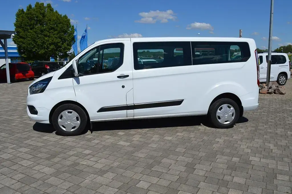 Gebraucht Ford Transit Custom 131 PS (96 kW) 2023 Frostweiß Kombi
