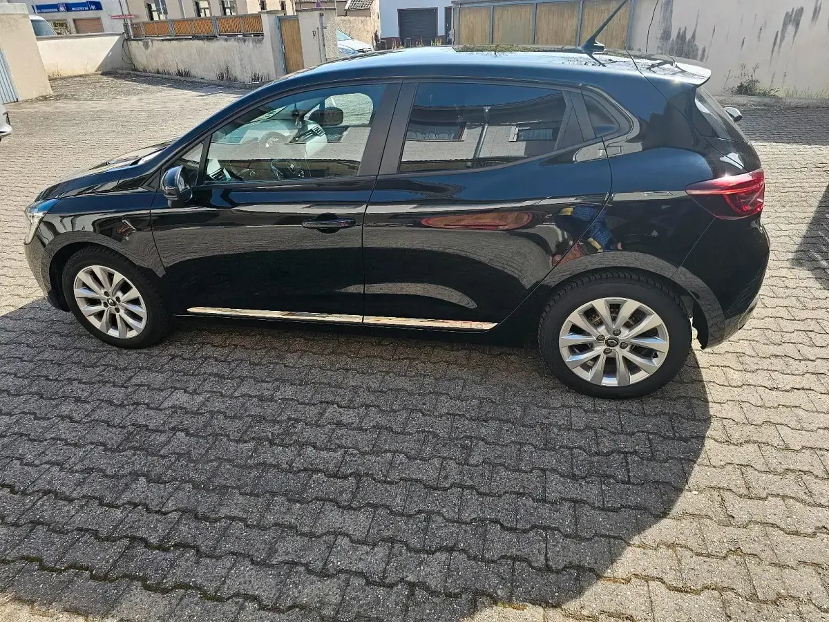 Gebraucht Renault Clio 65 PS (47 kW) 2020 Schwarz Kleinwagen