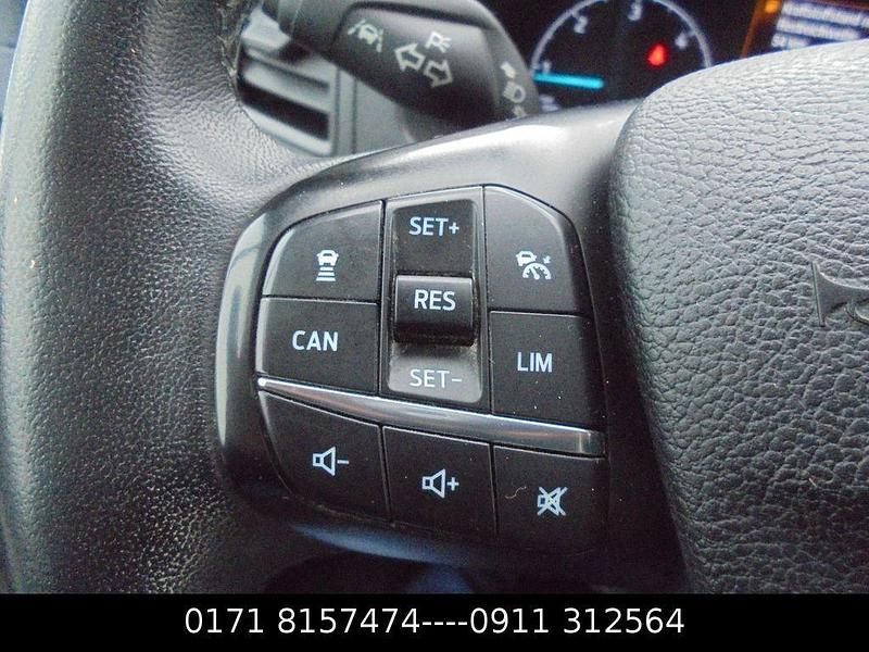 Gebraucht Ford Transit Trend 131 PS (96 kW) 2021 Blau Van / Kleinbus