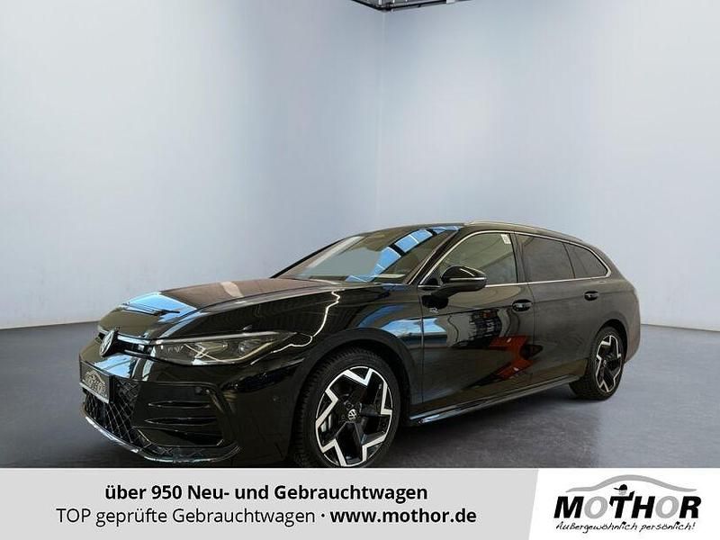Gebraucht VW Passat R-line 193 PS (141 kW) 2025 Grenadillschwarz Kombi