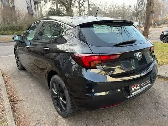 Gebraucht Opel Astra Edition 125 PS (91 kW) 2015 Schwarz Limousine