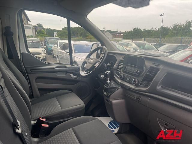 Gebraucht Ford Transit Custom Trend 107 PS (78 kW) 2021 Frostweiss Van / Kleinbus