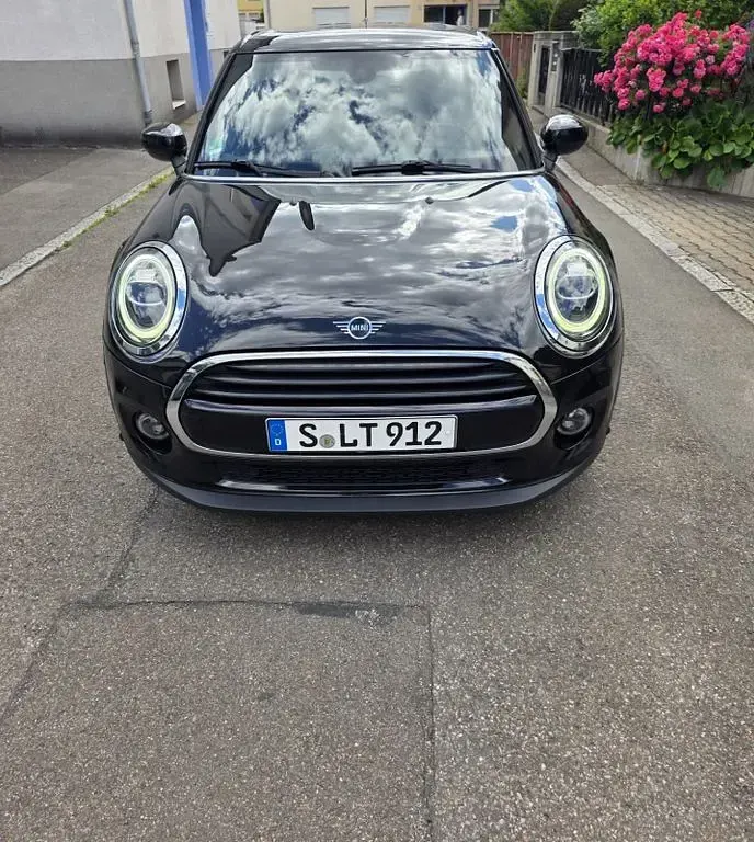 Gebraucht Mini Cooper 136 PS (100 kW) 2021 Schwarz Kleinwagen
