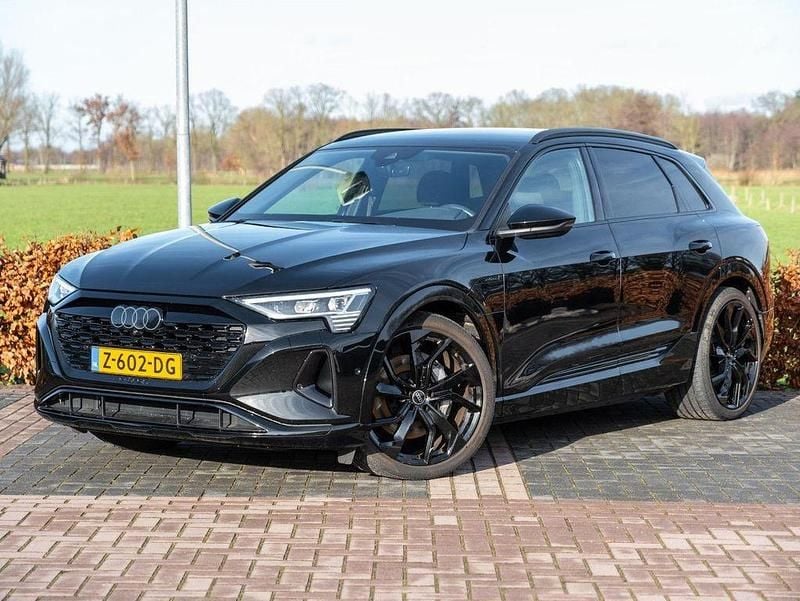 Gebraucht Audi Q8 e-tron Advanced 250 kW (340 PS) 2024 Schwarz SUV