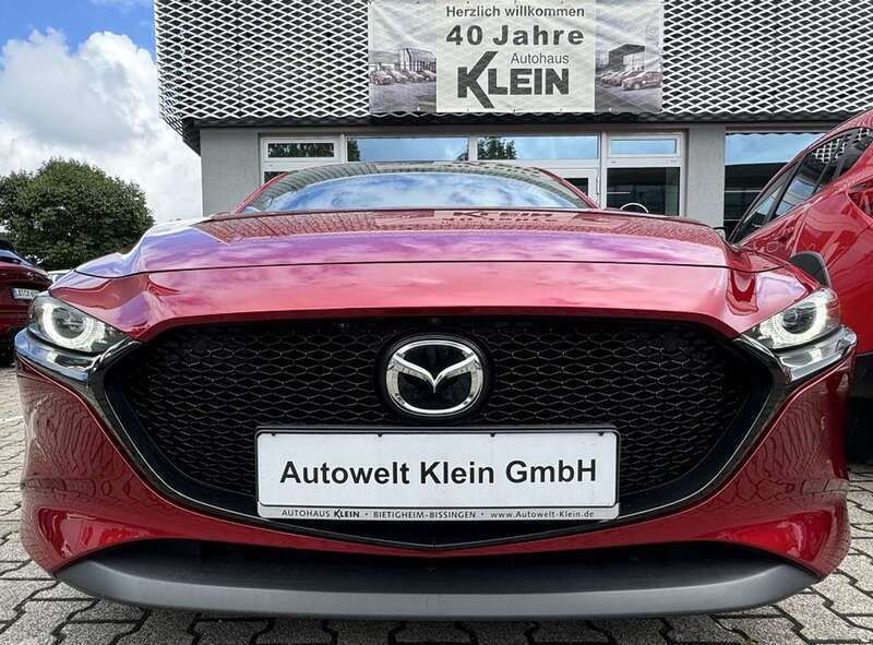 Soul red crystal m Gebraucht 2023 Mazda 3 Exclusive-Line Limousine | 30.790 € (Teuer) - Bild 1/4