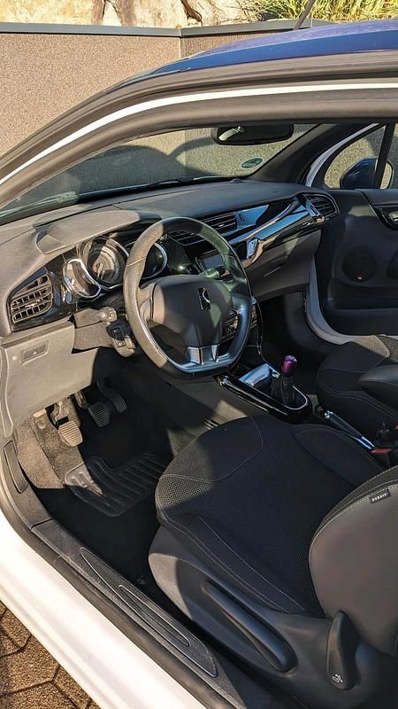 Gebraucht Citroën DS3 Cabriolet 120 PS (88 kW) 2014 Weiß Cabrio