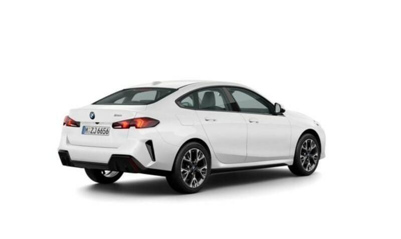 Neu BMW 220 Performance 156 PS (114 kW) 2026 Alpinweiß uni Coupé