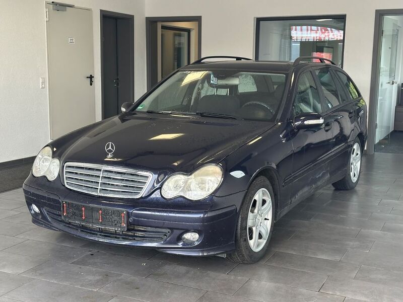 Blau Gebraucht 2007 Mercedes C200 Kombi | 998 € - Bild 1/4