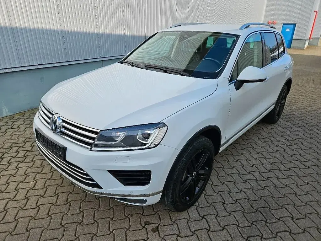Gebraucht VW Touareg Edition 262 PS (192 kW) 2018 Weiß SUV