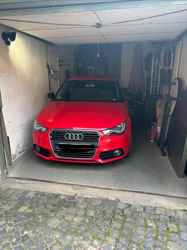 Gebraucht Audi A1 122 PS (89 kW) 2012 Rot Kleinwagen