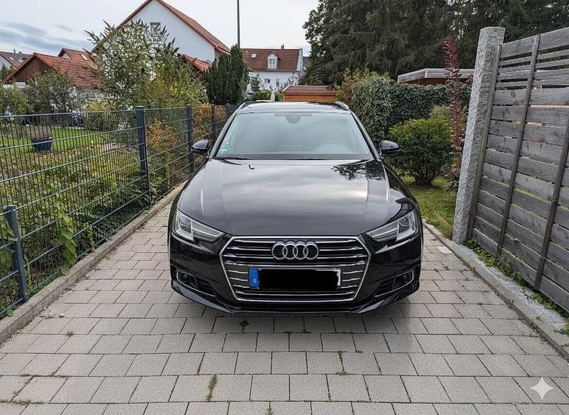 Schwarz Gebraucht 2017 Audi A4 Ambiente Kombi | 14.900 € (Superpreis) - Bild 1/4