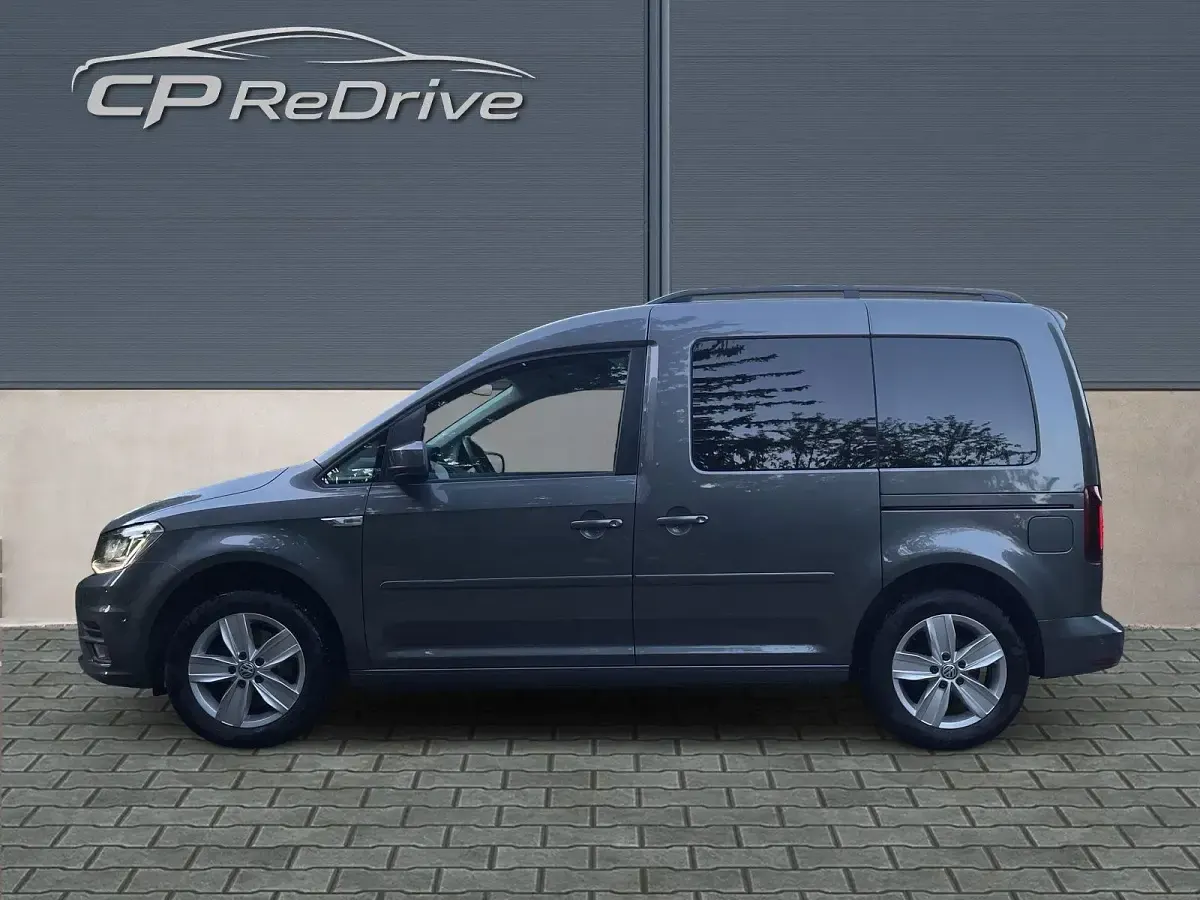 Gebraucht VW Caddy Comfortline 150 PS (110 kW) 2015 Grau Van / Kleinbus
