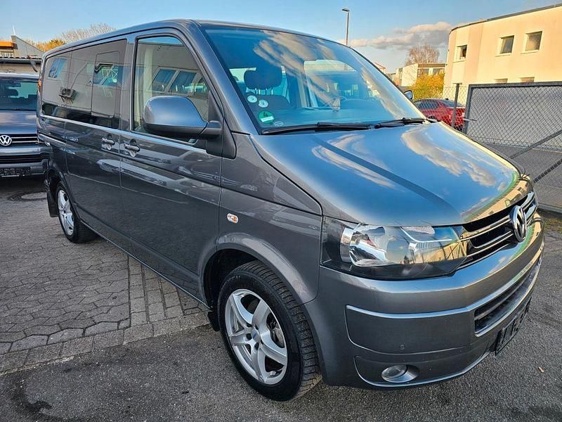 Gebraucht VW T5 140 PS (102 kW) 2014 Grau Van