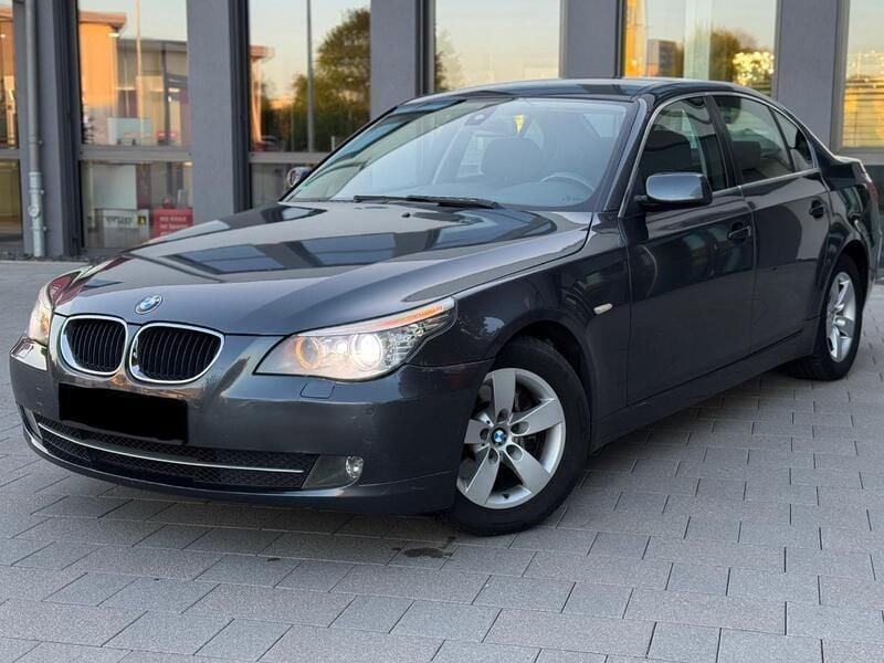 Grau Gebraucht 2008 BMW 520 Limousine | 5.800 € (Fairer Preis) - Bild 1/4