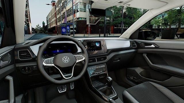 Neu VW T-Cross 116 PS (85 kW) 2026 Reflexsilber metallic SUV