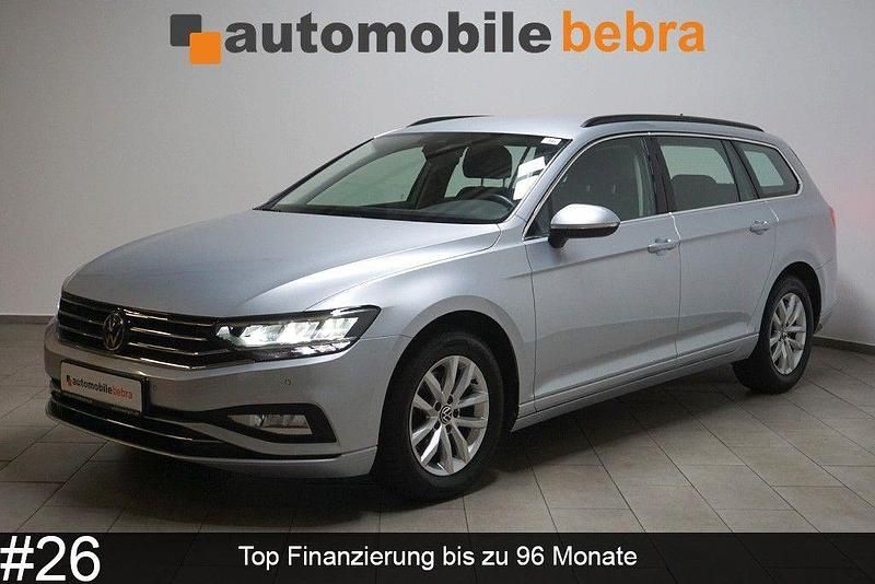 Silber Gebraucht 2023 VW Passat Business Limousine | 21.490 € (Guter Preis) - Bild 1/4
