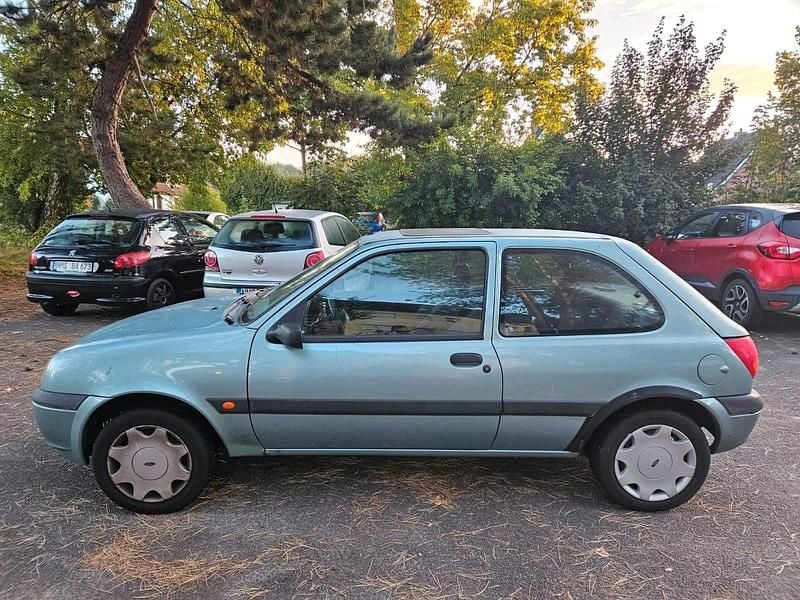 Blau Gebraucht 2003 Ford Fiesta Kleinwagen | 300 € (Superpreis) - Bild 1/4