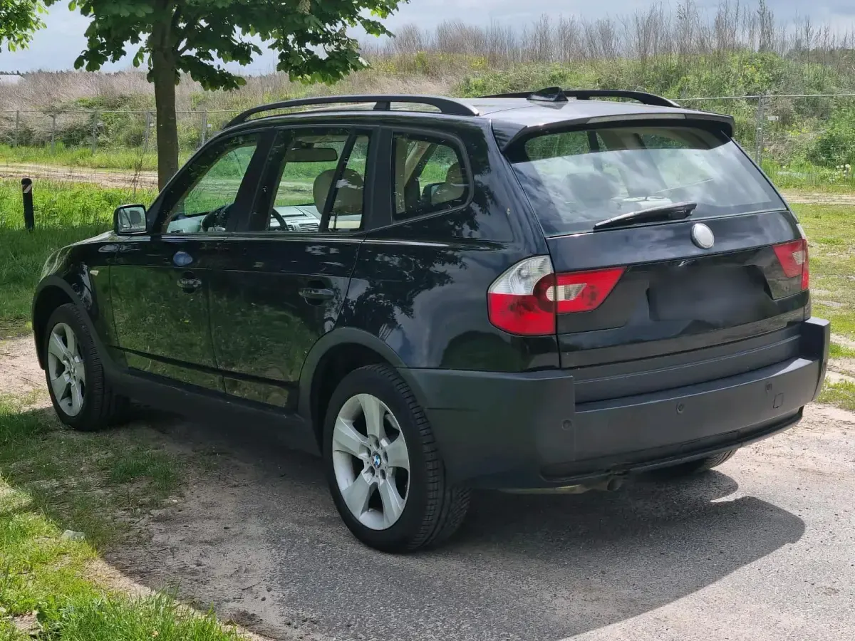 Gebraucht BMW X3 150 PS (110 kW) 2006 Schwarz SUV