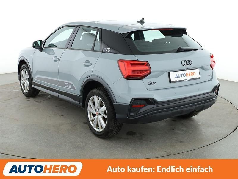 Gebraucht Audi Q2 Edition .1 150 PS (110 kW) 2020 Grau SUV