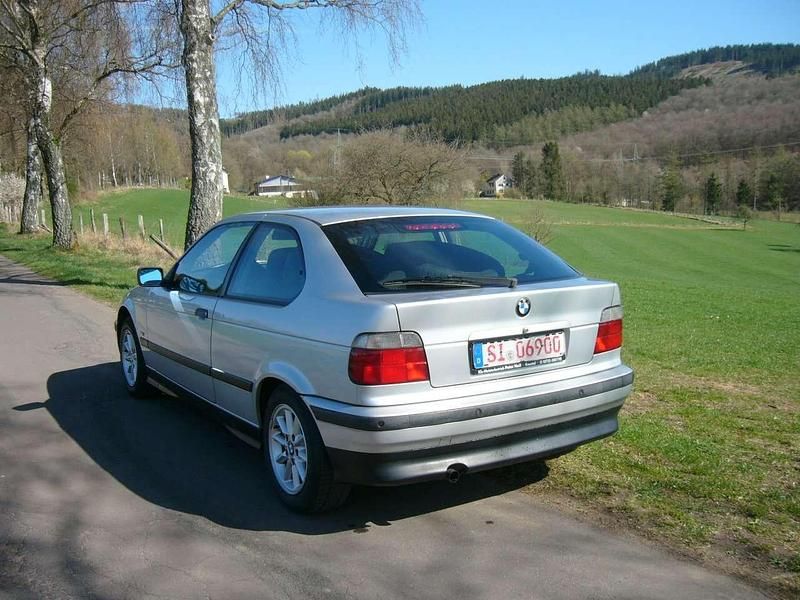 Gebraucht BMW 316 Compact 102 PS (75 kW) 1998 Titan Kleinwagen