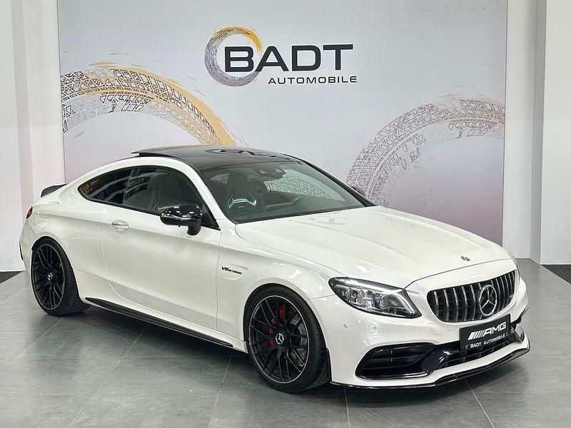 Weiß Gebraucht 2018 Mercedes C63 AMG AMG Coupé | 59.900 € (Teuer) - Bild 1/4