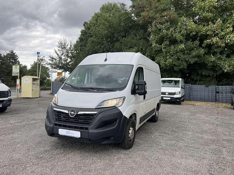 Weiß Gebraucht 2022 Opel Movano Edition Van | 18.290 € (Guter Preis) - Bild 1/4