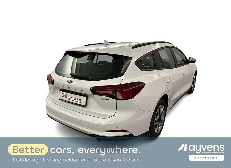 Gebraucht Ford Focus 125 PS (91 kW) 2022 Frostweiß Coupé