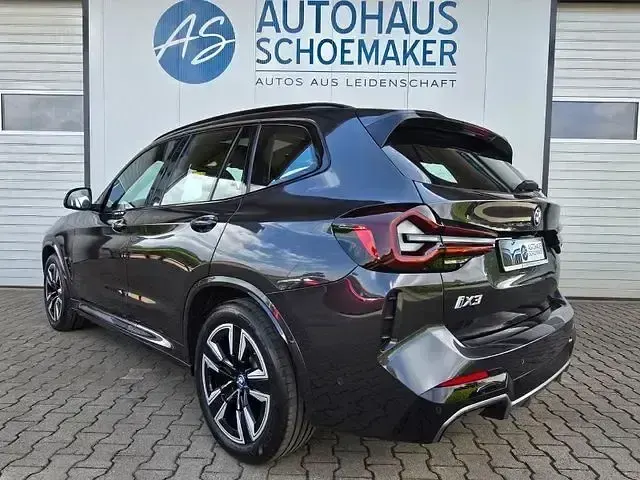 Gebraucht BMW iX3 Performance 210 kW (286 PS) 2023 Grau SUV