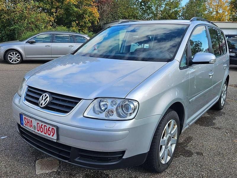 Reflexsilber metallic Gebraucht 2006 VW Touran Trendline Van / Kleinbus | 1.499 € (Guter Preis) - Bild 1/4