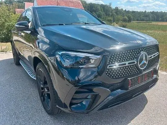 Gebraucht Mercedes GLE400 AMG Line Premium Plus 252 PS (185 kW) 2025 Schwarz SUV