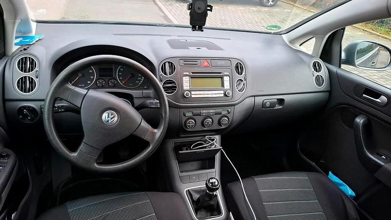 Gebraucht VW Golf Plus Cross 75 PS (55 kW) 2006 Grau Van / Kleinbus