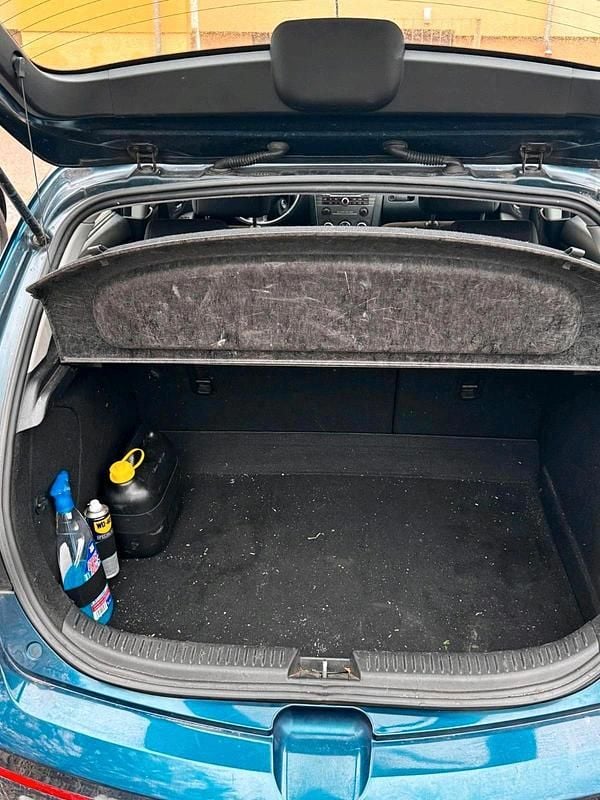 Usata Mazda 3 Active 105 CV (77 kW) 2007 Blu Berlina