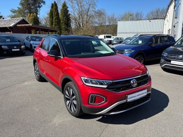 Gebraucht VW T-Roc Move 150 PS (110 kW) 2024 Rot SUV