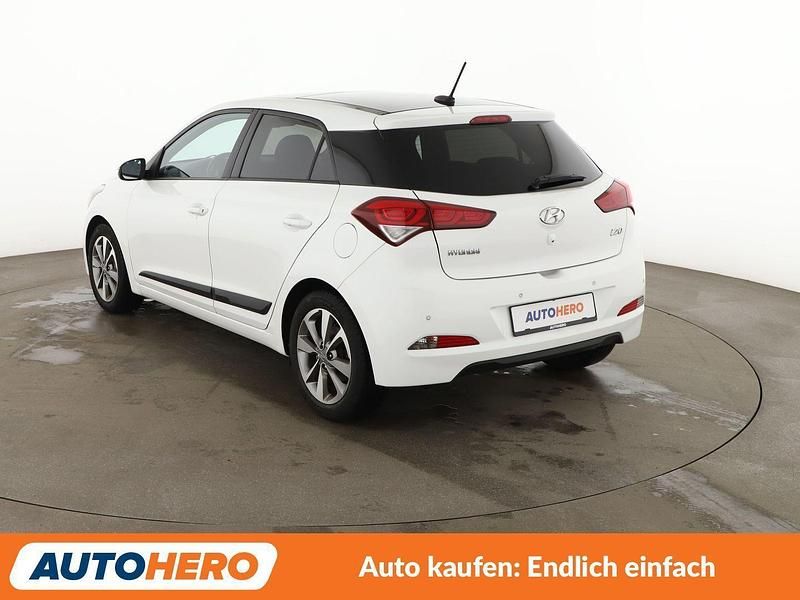 Gebraucht Hyundai i20 YES! 84 PS (61 kW) 2017 Weiß Kleinwagen