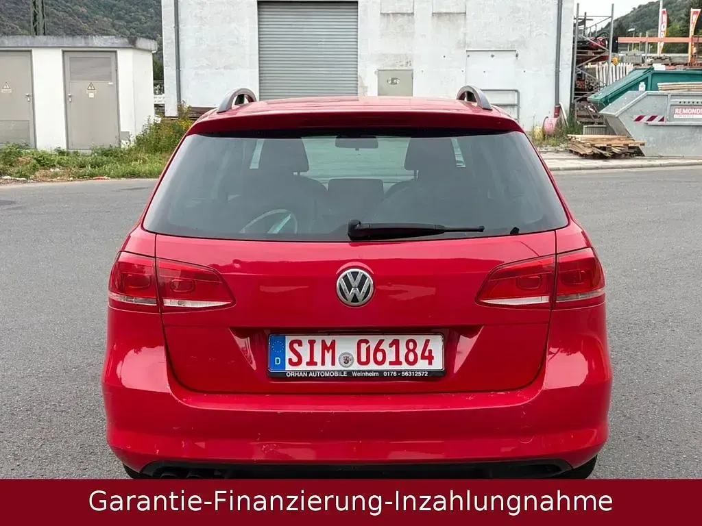 Gebraucht VW Passat Trendline 140 PS (102 kW) 2012 Rot Kombi
