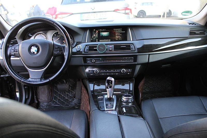 Gebraucht BMW 520 184 PS (135 kW) 2014 Schwarz Kombi